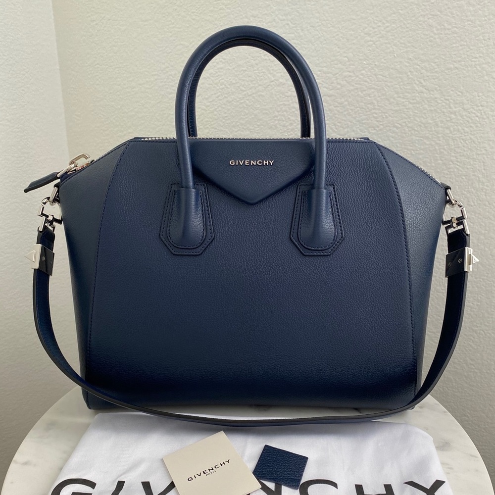 ❌SOLD❌NWT Givenchy Medium Antigona Leather Satchel - Picture 2 of 16
